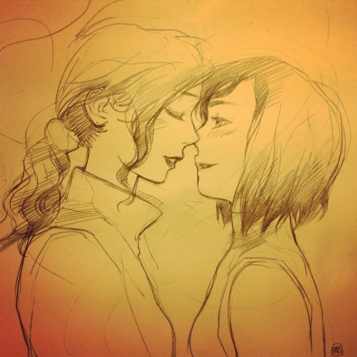 irispencilhead:Haven’t drawn a kiss so heart-felt in a long time.