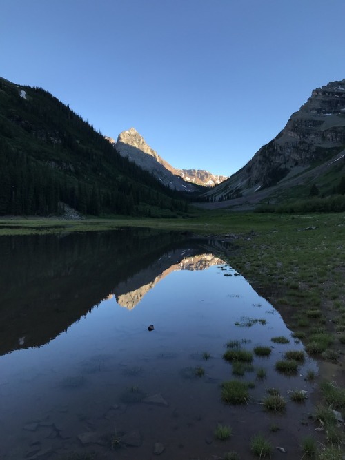 Maroon BellsColorado, June 2018Reported to be North America’s most photographed lake. These beautifu