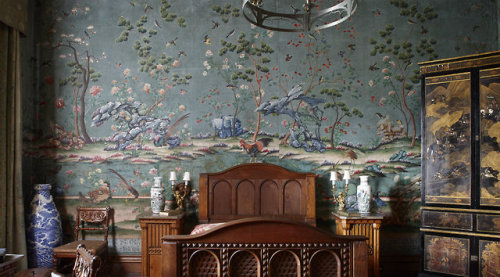 The wallpaper in the Lower India Room at Penrhyn castle, hung in the early 1830s and contrasting wit