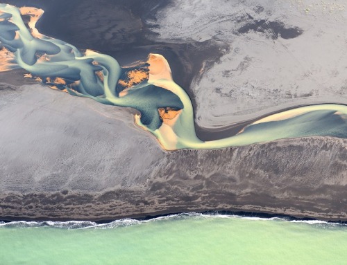 truangles:Iceland from the Air by Andre Ermolaev