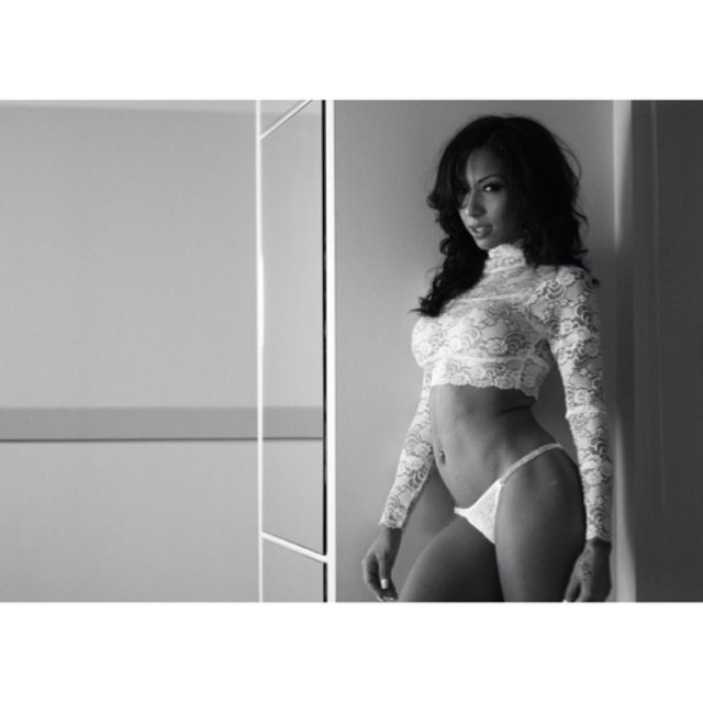 giavontate:  👆 #TateTuesday for more of this set check out my blog and OsoSexy