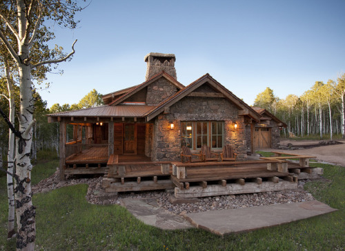 curvescurls: 30west42fit:  Holy~ cabin hard-on!!  💕   Ugh, please? I just want a gorgeous rustic home