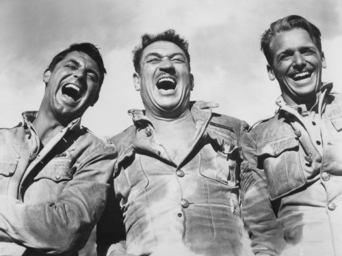 las3nochesdeeva:  Cary Grant, Victor McLaglen and Douglas Fairbanks jr.  Gunga Din, 1939  