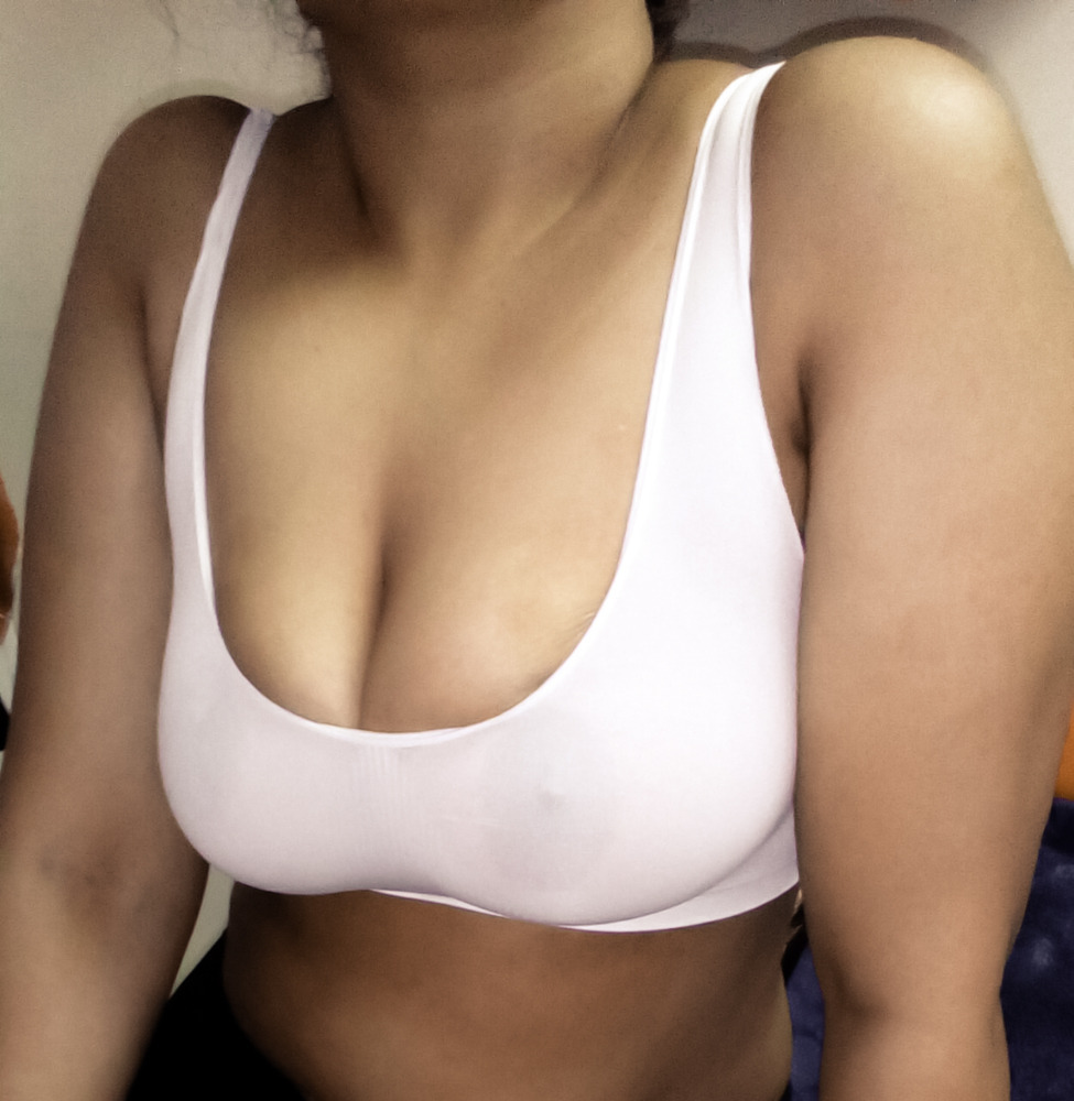 vickyniki69:  sangiraj2018:  sangiraj2018:  Mumbai Cpl here- if u have a real long