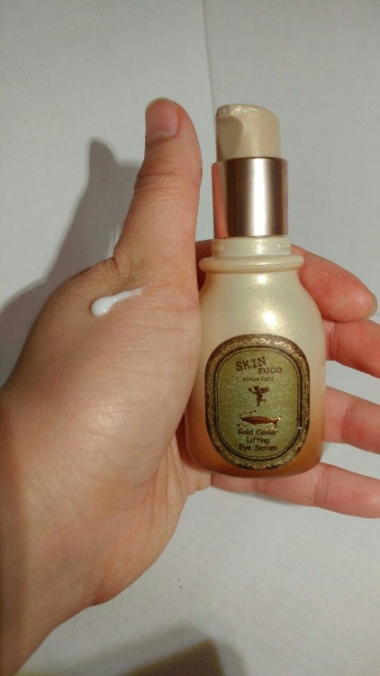 Skinfood gold caviar eye serum 4/5 Good: adequately moisturizers eye area, a lot of product, softens