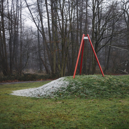 waidwund:  park with playground, left lower rhine area, germany // 12-2016