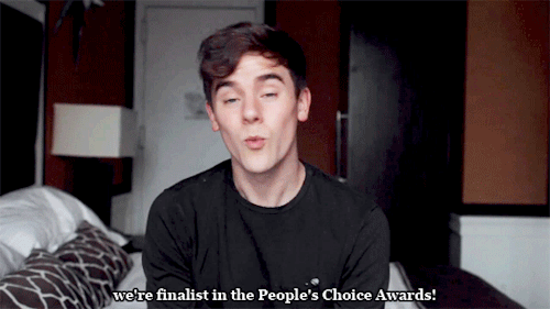 lookingfortronler:Vote for @connorfranta​ here as much as you wantWe can make our sunshine smile mor