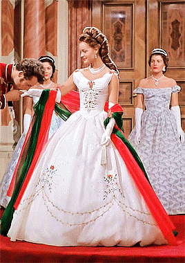 ♡ Costumes In The Sissi Trilogy  –  38/50 ♡
