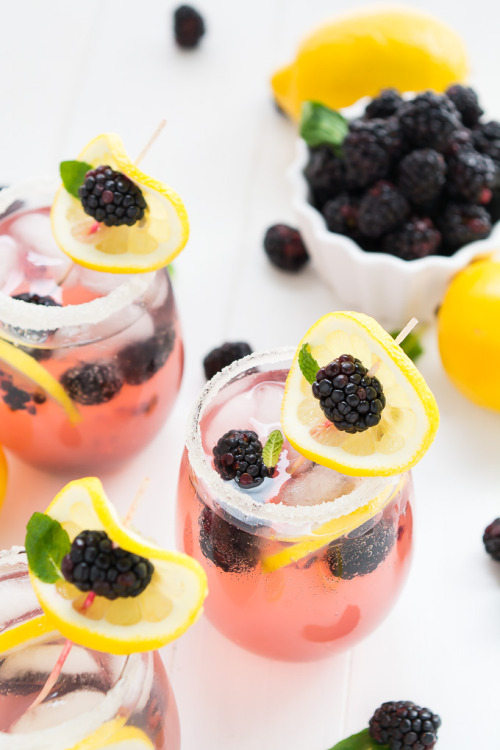 bleuchocolat:Sparkling Blackberry Lemonade ❧ Garnish &amp; Glaze