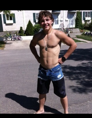 caseyparker123:  22 year old - Josh