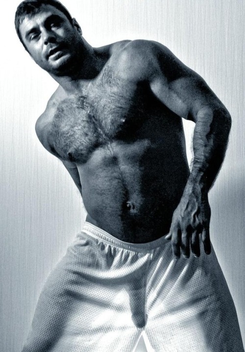 mec-stuff:MIKE DOZERhttps://twitter.com/mikedozerxxx