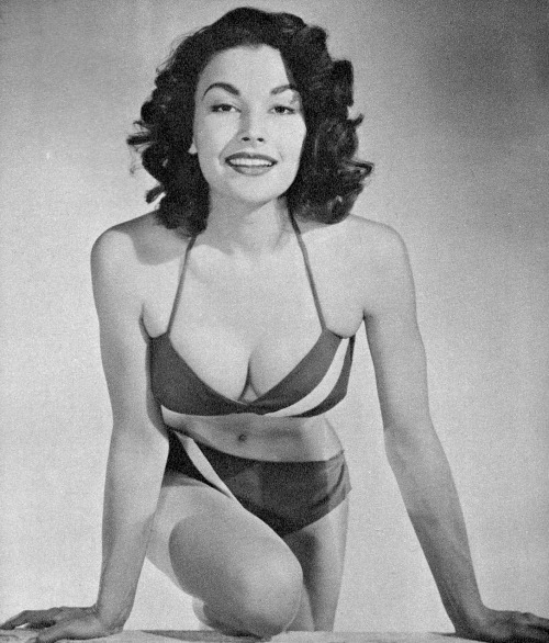 gameraboy2:Mara Corday