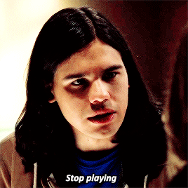 killians: Me reading spoilers about my otp