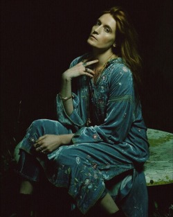 fatmdaily: Florence Welch photographed by