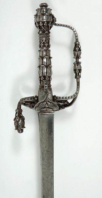 art-of-swords:  European Backsword Dated: circa 1650 — 1660 Culture: Western European