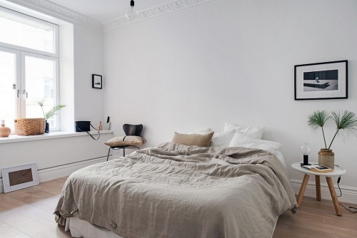 via découvrir l'endroit du décor · 8