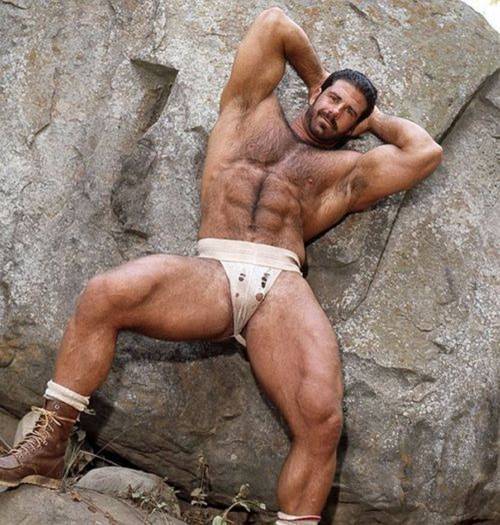 buff-lo-bull:  ace bannon 