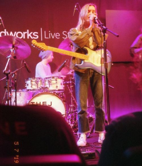 Soft spam from I’m Baby™ tour #35mm  www.instagram.com/p/ByJOrBHh5_D/?igshid=zk0tj3vegxuy