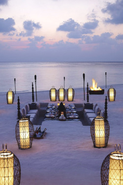 livingpursuit:  Dusit Thani Maldives