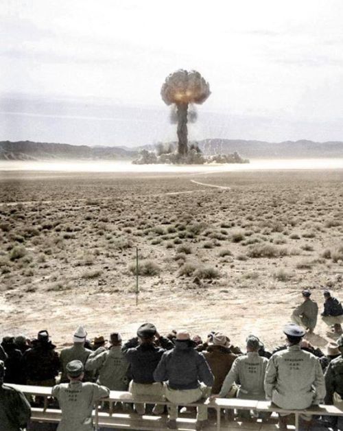 warhistoryonline:Atomic explosion at Nevada Test Site. (Colorized Photo) 1957. bit.ly/2OoZ8Ub