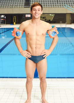 amazingmalenudity:  Tom Daley 