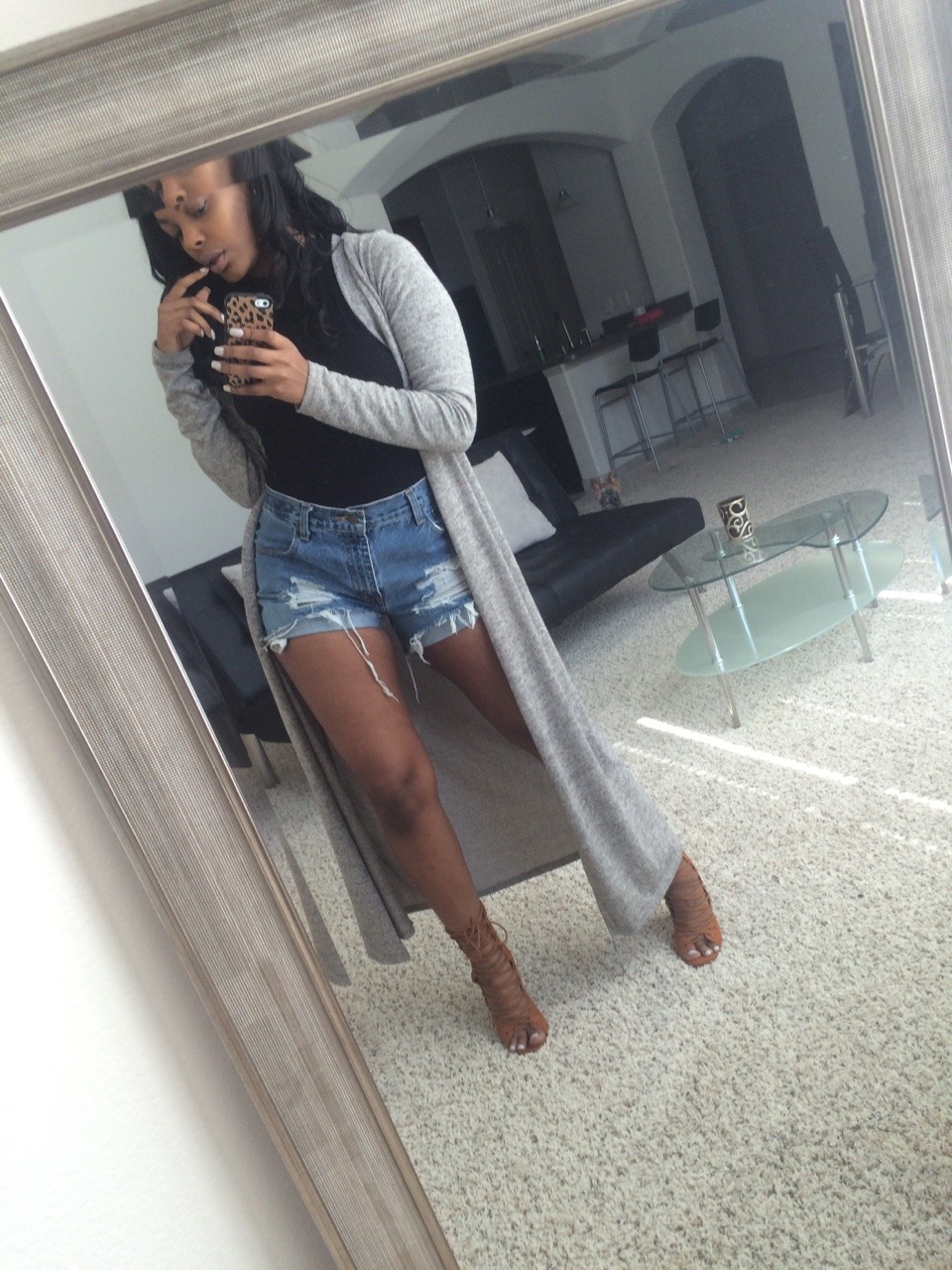 honeyytrap:  Texas gave us a lil sun today so u know I had to let them thighs breathe