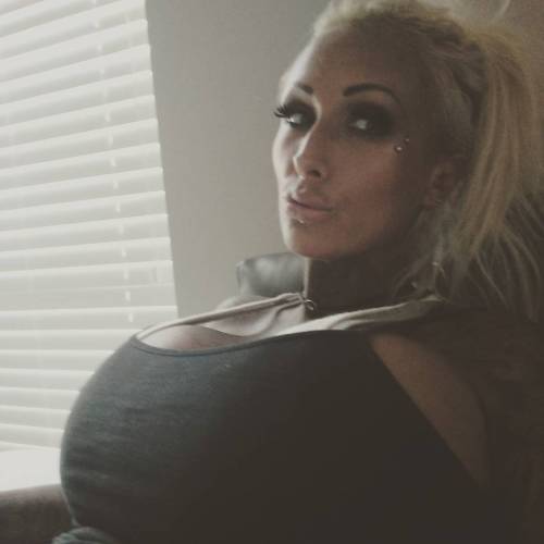 Miss Barbie Bimbo