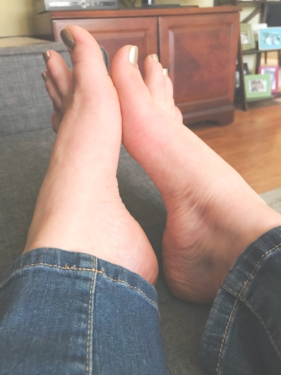 feet girl 3061