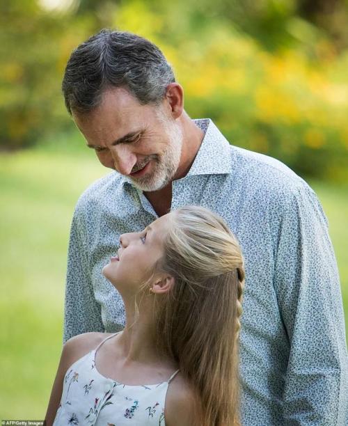 spanish-royals:Princess Leonor and King Felipe at the annual summer photocall at the Marivent P