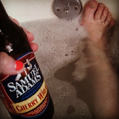 #bath #bathtub #samadams #samueladams #cherrywheat #brews #relaxation #muchneeded