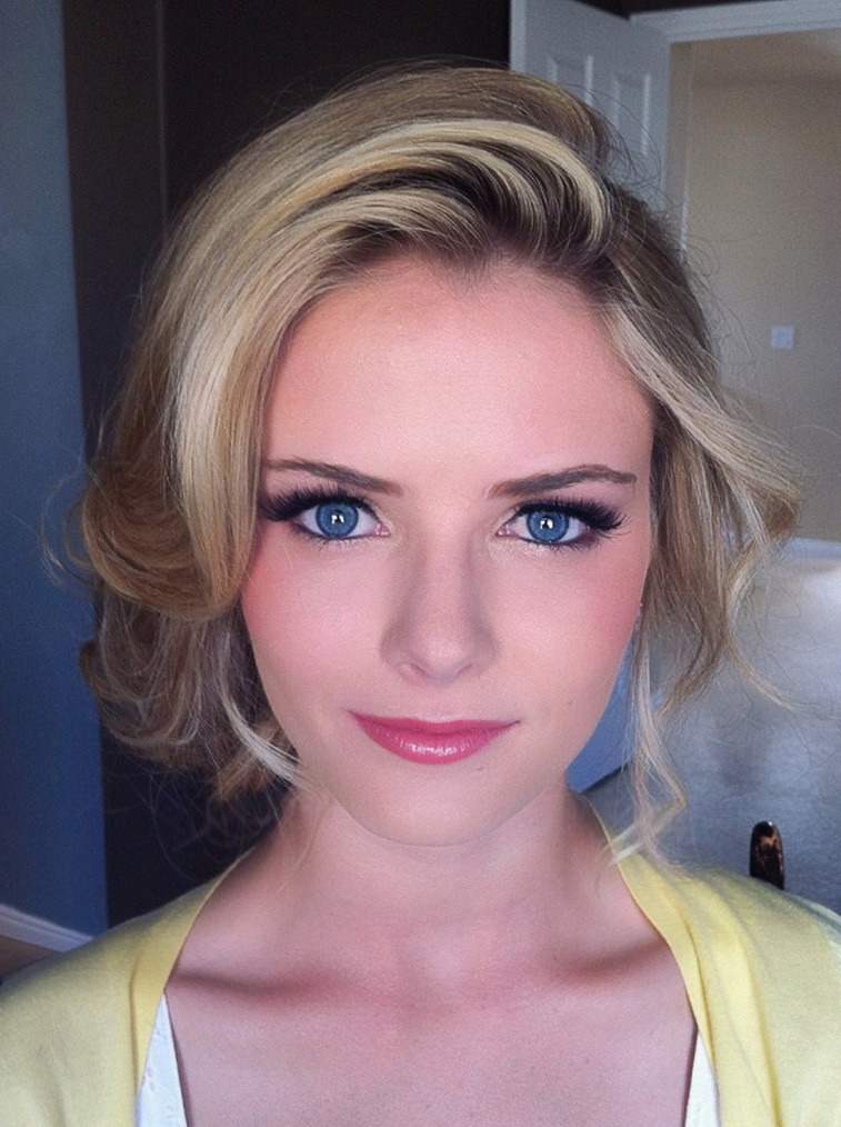 hot-blonde-girl:  Blonde babe http://goo.gl/IzMxwj