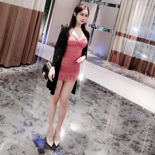 #sexyleg #skinny #美腿 #美脚 #白滑 https://www.instagram.com/p/BqYsqW-FJx_/?utm_source=ig_tumblr_share&