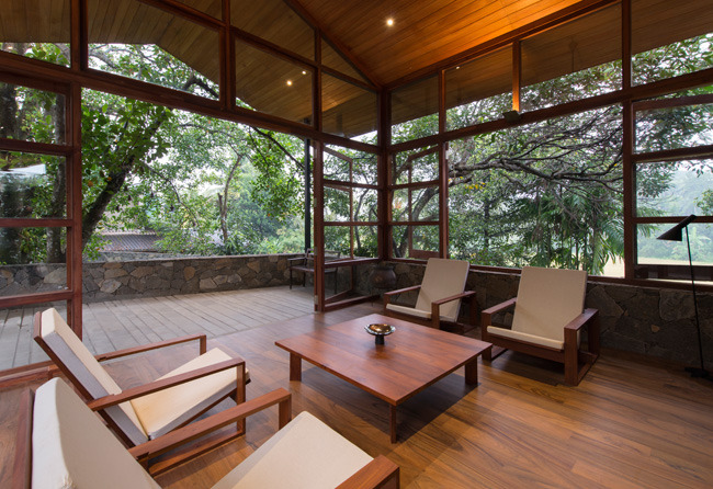 Family Retreat at Malabe Architect Palinda Kannangara