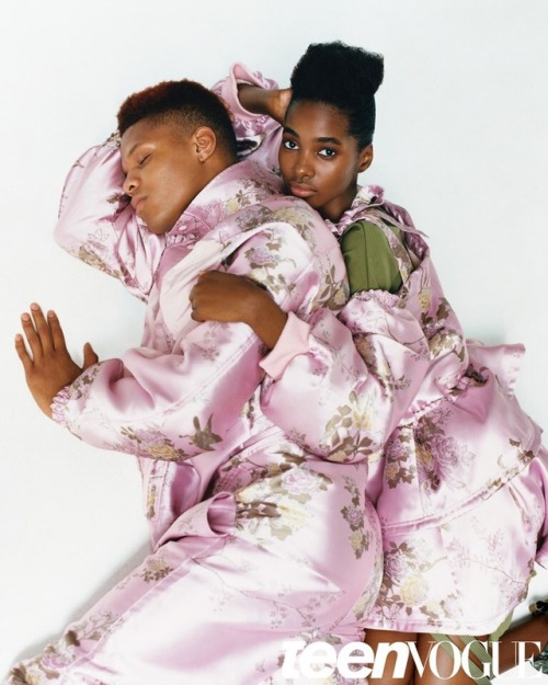 femmequeens:Tami Williams photographed by Oliver Hadlee Pearch for Teen Vogue Volume 1: The Love Issue