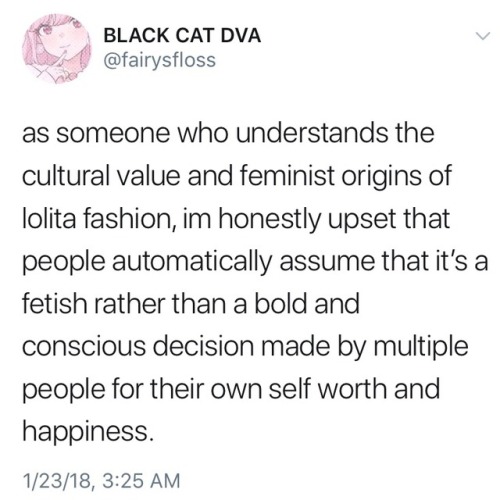 fairysfloss:i saw that people were having problems with the new black cat d.va skin, claiming that using the term “lolita” to describe it always has negative connotations or that the skin itself is fetish fuel or predatory in nature or making d.va