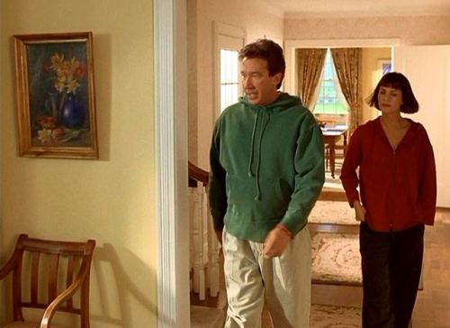 Scott Calvin and Neal’s wife make sure to color coordinate their casual wear in the great 90s film, 