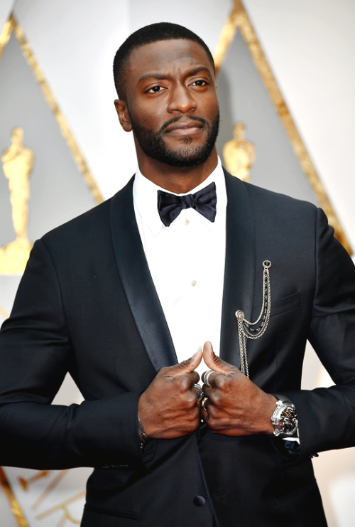 Aldis Hodge attends the 89th Annual Academy Awards at Hollywood &amp; Highland Center on Februar