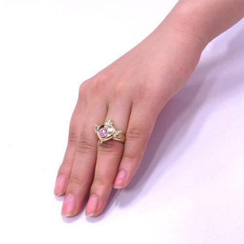 juniperstreet:Bandai Premium is at it again with new Sailor Moon rings modeled after the Crisis Broo