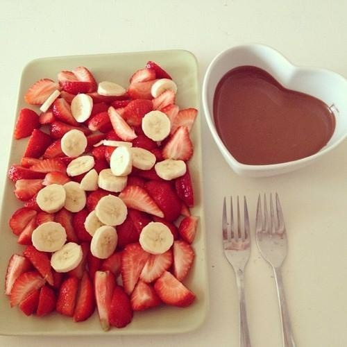 foodluxury:  Love Food? This blog is for you. 