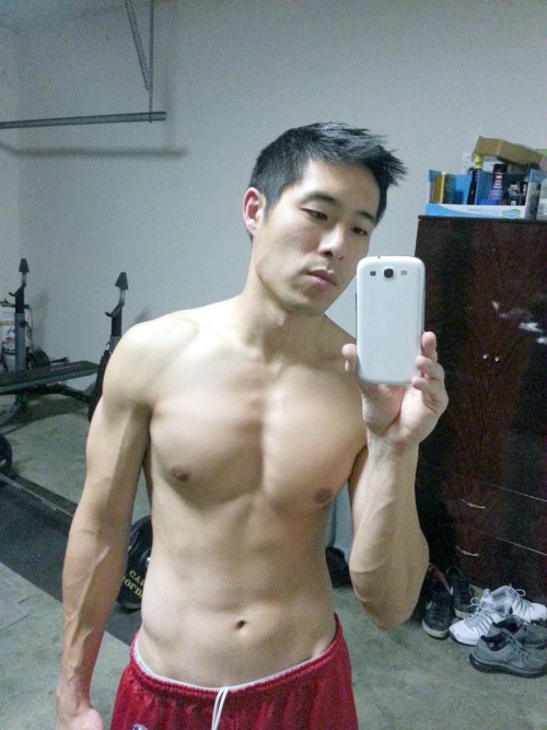 mantop10691:  上翹直屌運動男…