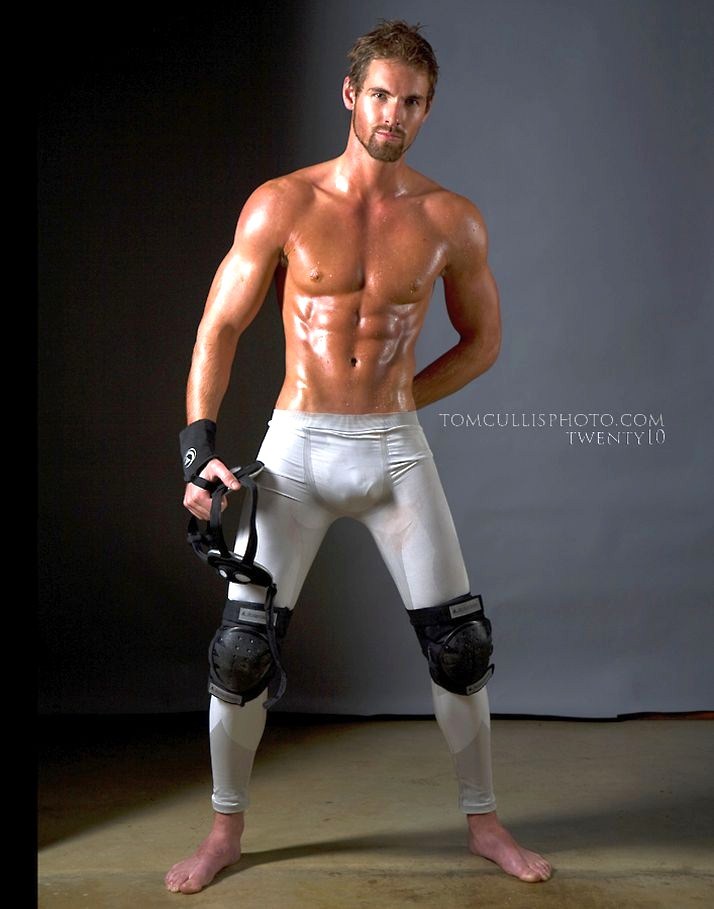 ivgone2far:  winterskins47:  Long underwear can make you sweat!  Yeah but you look