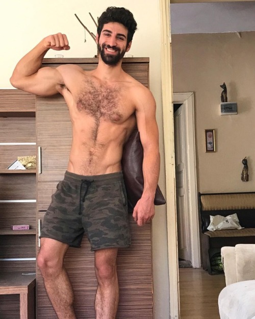 brosashos: “Bro check me out and tell me if I need to trim a little my chest and abs hair” “I’m really sorry, man! I tried so hard to focus just on your hair but I couldn’t take away my eyes from that sexy body of yours! I mean no homo man..