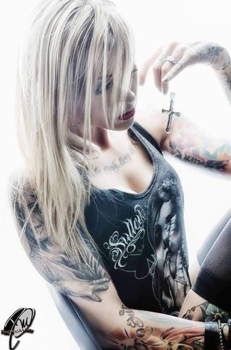 Hot Girls Inked