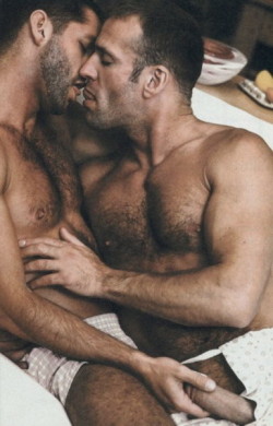 horny-dads:  Erotic and Horny horny-dads.tumblr.com