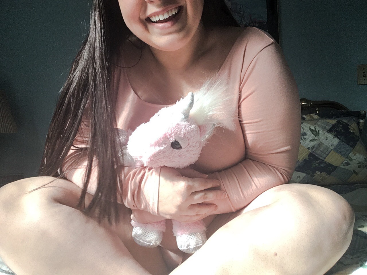 graciebabyox:  littleshakespeareanbaby:  Smiles &amp; Unicorns  What a little