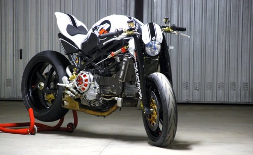 caferacerdesign: Cafe Racer Design SourceDucati Monster @caferacerdesign