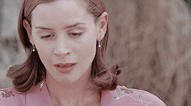 mouroes:endless list of favourite female characters: Miss (Jennifer) Honey↳ Matilda (1996)’“Up to no