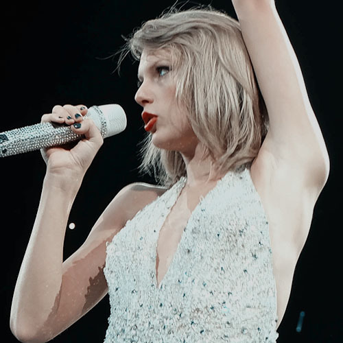 likeanearlyspringsnow:taylor swift (1989 world tour) icons like or reblog if you save© tay