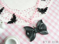 shop-cute:  Creepy Cute Bat Bow Necklace ฝ.42 
