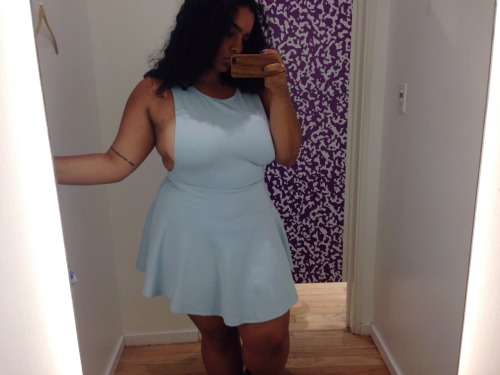 jeniphyer:  mimixxiii:  thethuglifeishard:  spanishmedusa:  Is the purpose of AA dresses so that your ass and tits don’t really get covered?  Yasssssssssssssssssssssssssss Girl.  Side boob game proper!!!